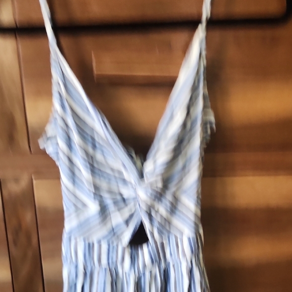 Aeropostale Blue and White Striped Romper with Knot Detail - Picture 4 of 6